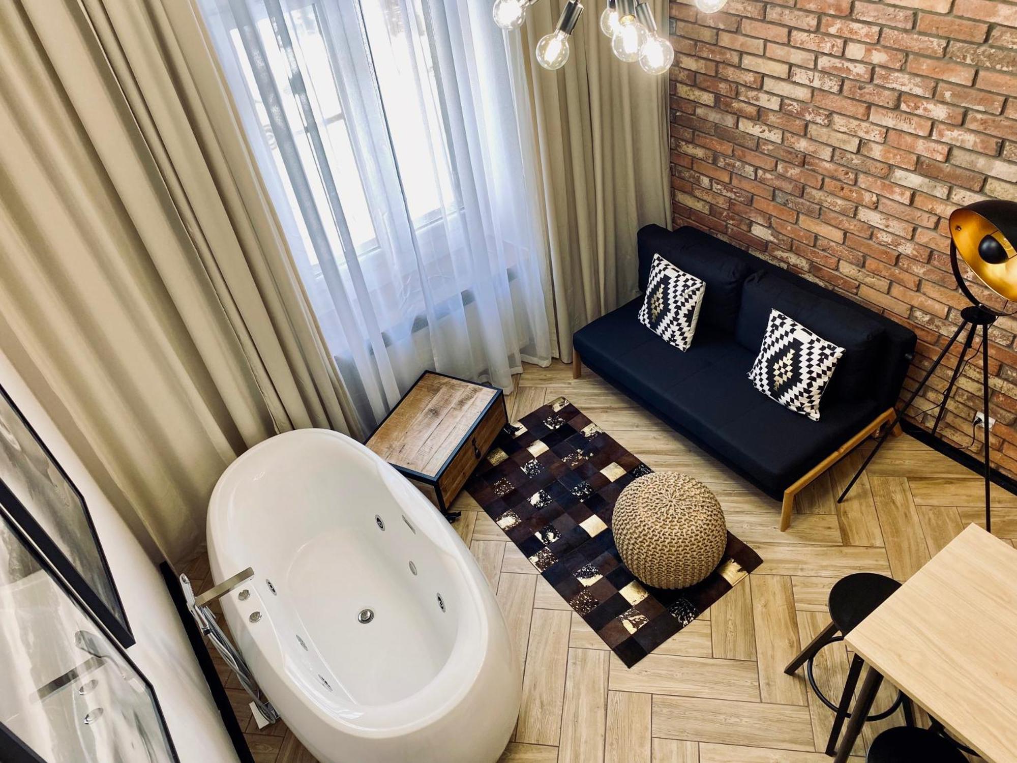Premium Jacuzzi For Couples, Old Town * Krakau