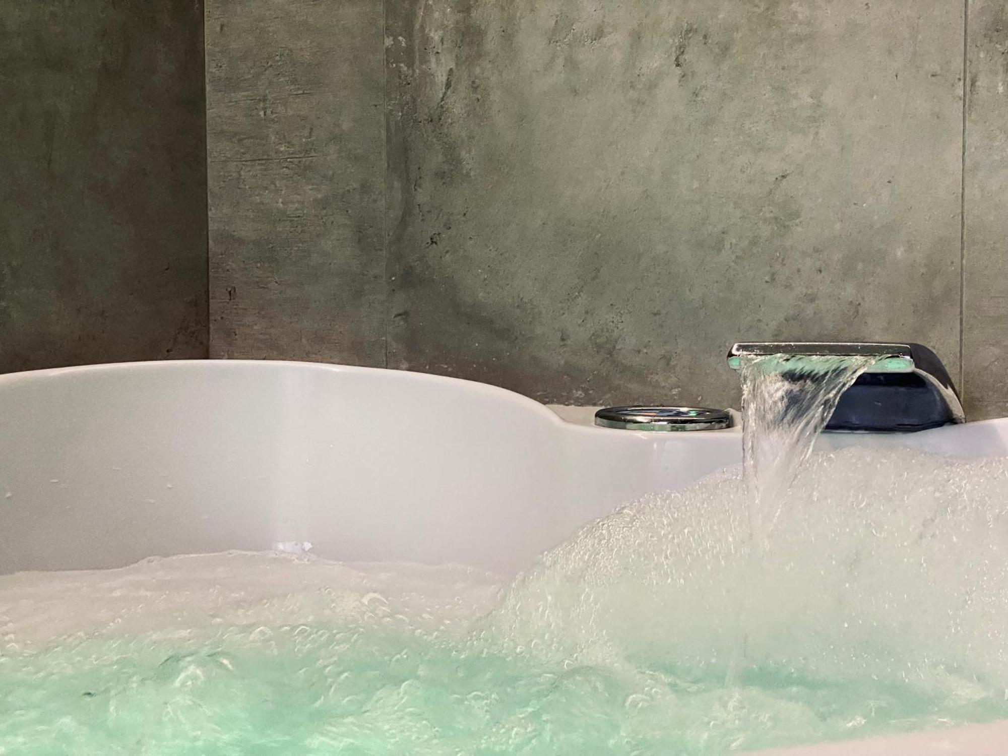 Premium Jacuzzi For Couples, Old Town Apartment Krakau